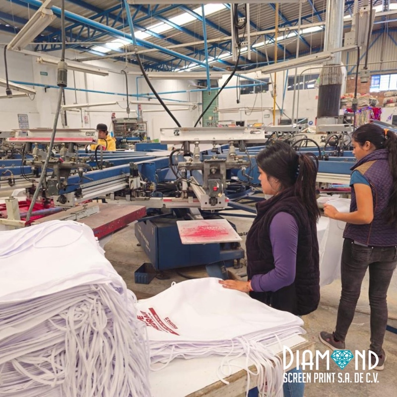 01 Nosotros Diamond Screen Print Sitio Web 2025